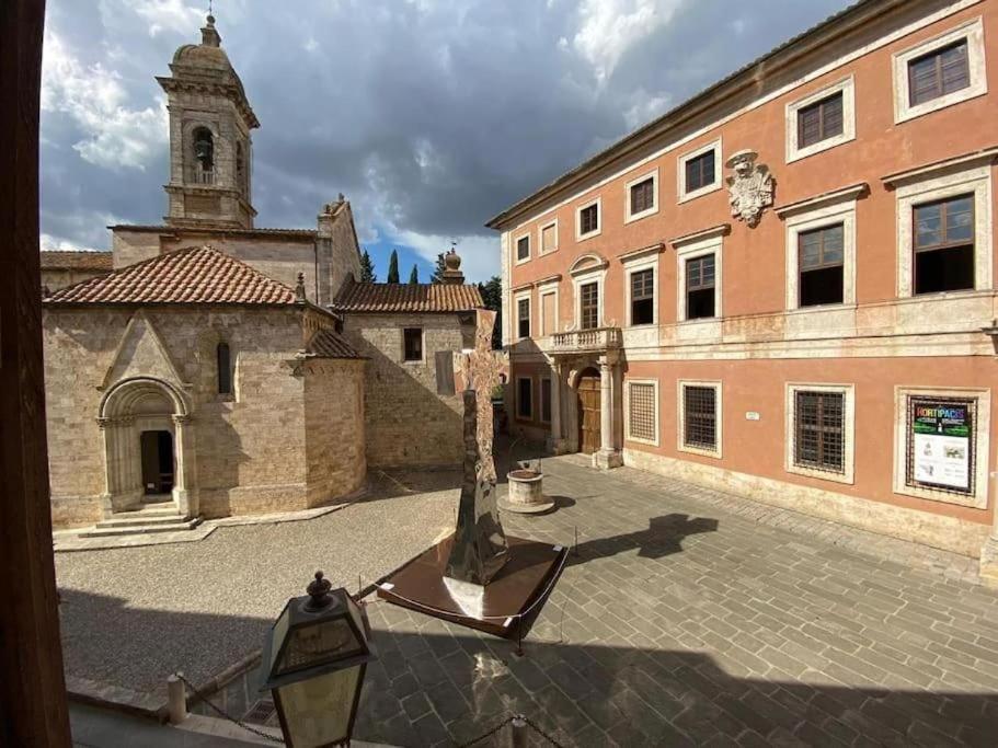 Appartement Antico Borgo à San Quirico dʼOrcia Extérieur photo
